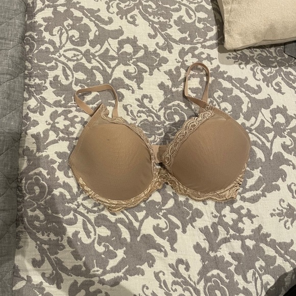 Natori Feathers Bra Bundle of 3 bras: 34D - Picture 7 of 10